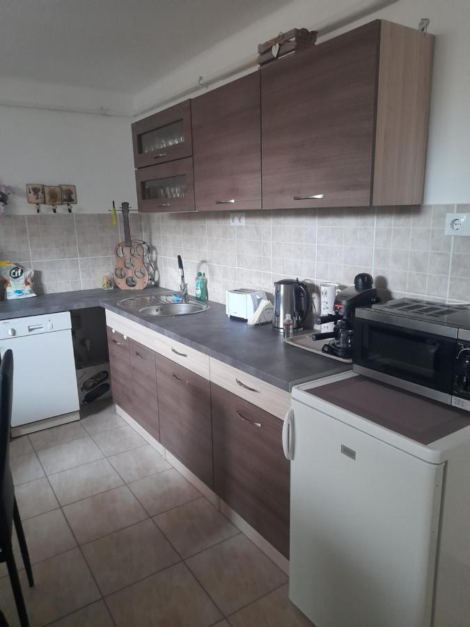 Apartament Opal Apartman Nyíregyháza Zewnętrze zdjęcie